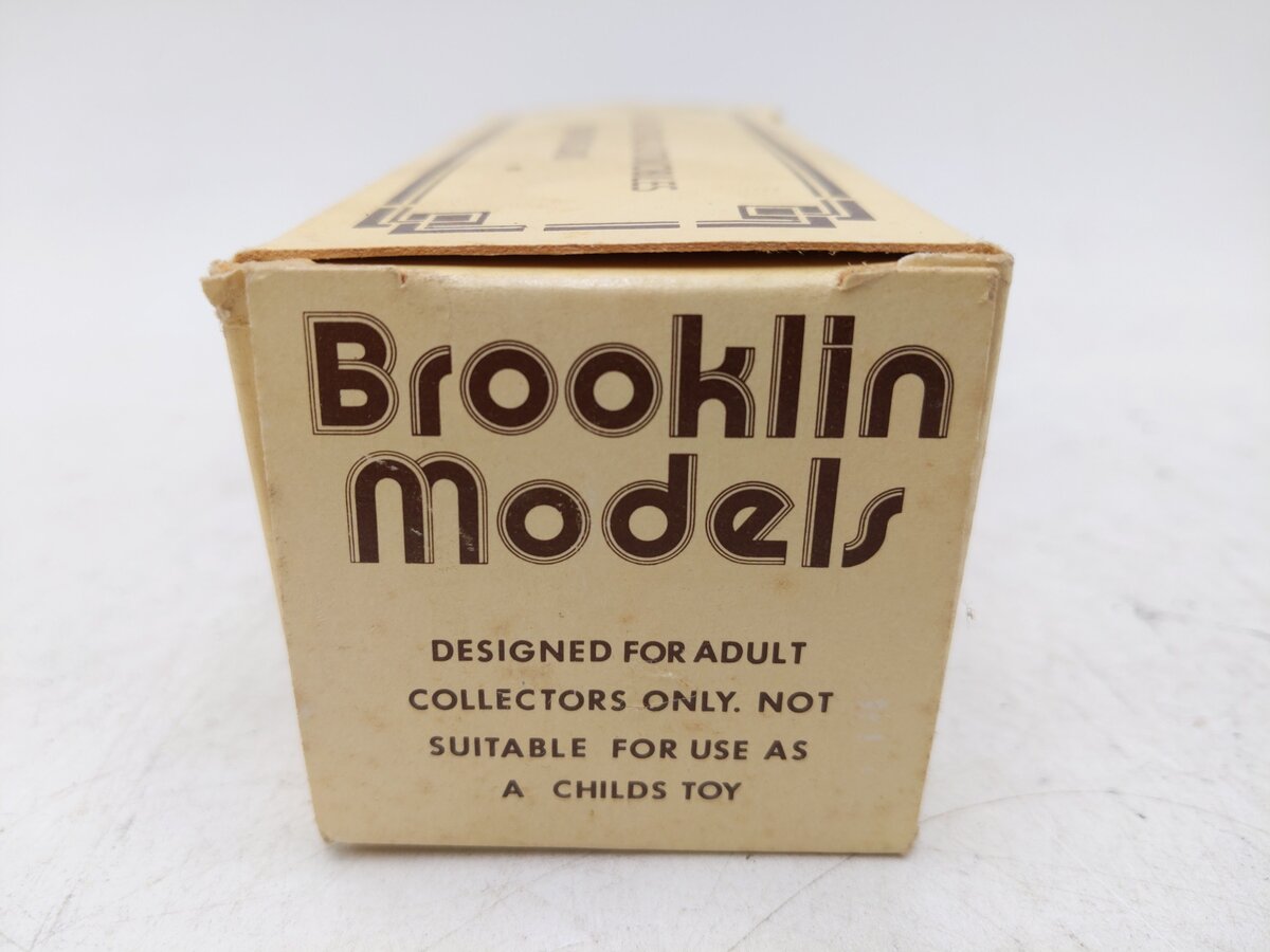Brooklin Models BRK21 1:43 1963 Corvette Stingray Coupe - White EX/Box