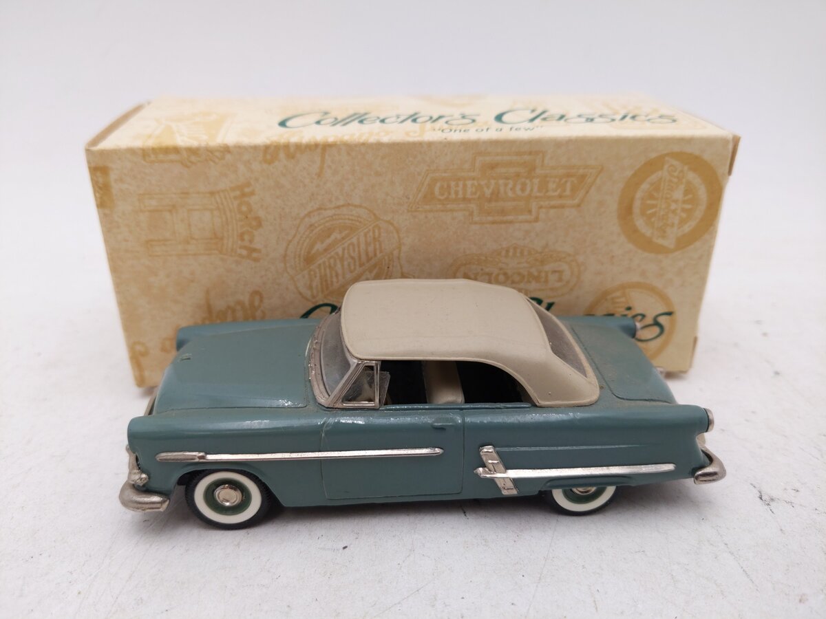 Collector's Classics 211805 1:43 1953 Ford Sunliner EX/Box