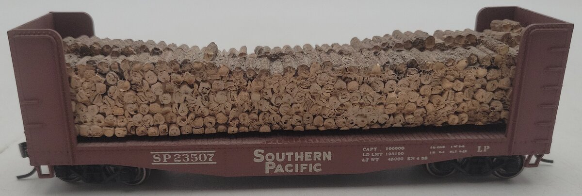 Walthers 932-2653 HO Scale Southern Pacific Flatcar #23507 W/ Wood & Braces EX/Box