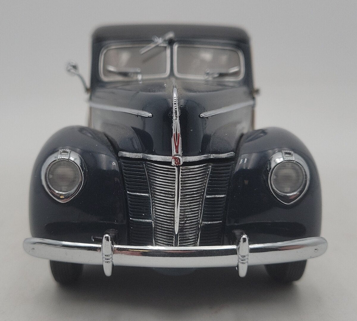 Danbury Mint 1:24 Scale 1940 Ford Deluxe Station Wagon EX/Box