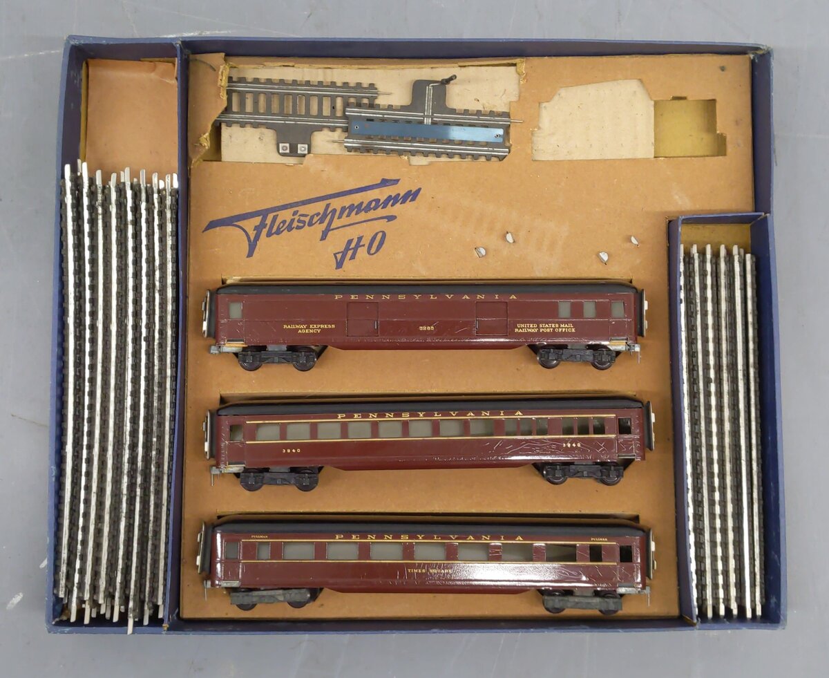 Fleischmann 1365/3 HO Scale Pennsylvania Passenger Cars & Track Sections VG/Box