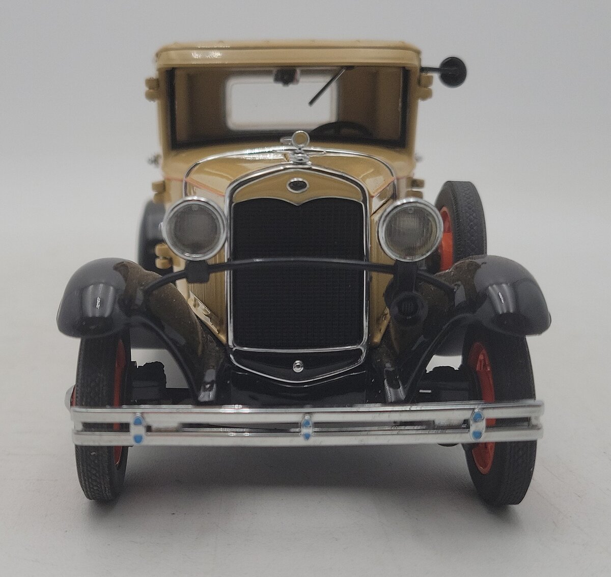 Danbury Mint 1:24 Scale 1931 Ford Model A Pickup Truck EX/Box