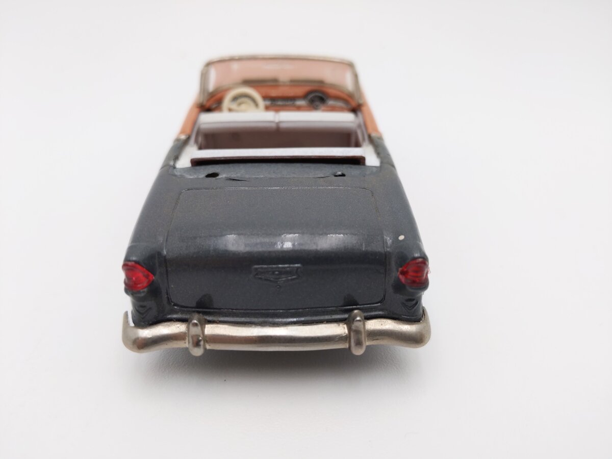 Collector's Classics 210610 1:43 1955 Chevy Hard Top EX/Box