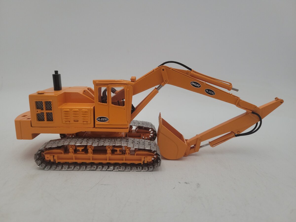 EMD HL-2250 1:50 Scale Yellow Insley Track Excavator Diecast Model EX/Box