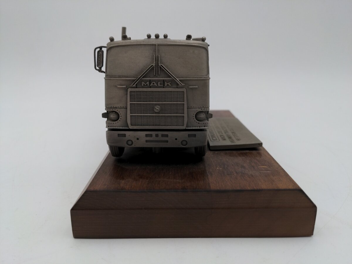 Mack Mack Truck Cruise-Liner Pewter Display Stand VG