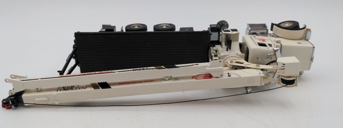 TWH Collectibles 1:50 Ivory 1300H National Crane Truck - Viking Electric