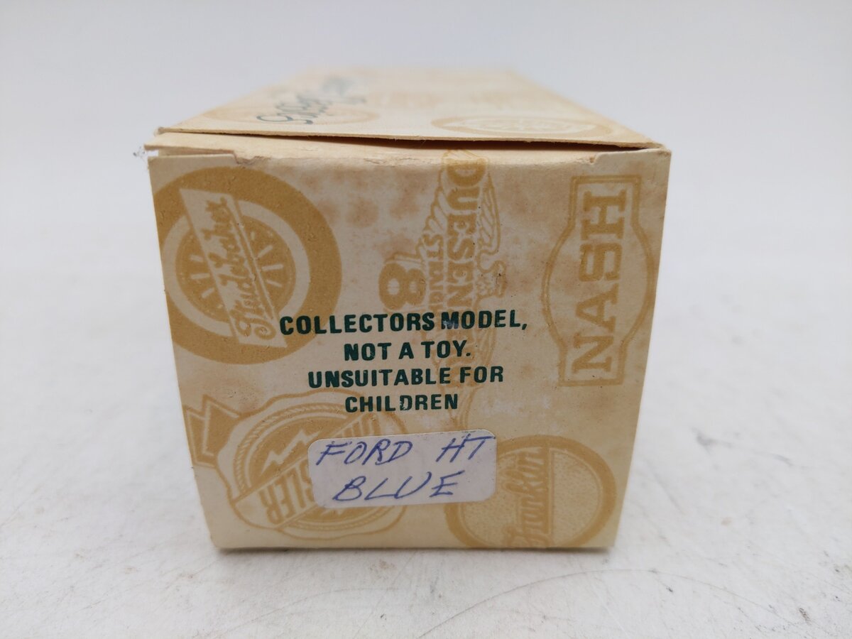 Collector's Classics 2015127 1:43 1953 Ford Hard Top EX/Box