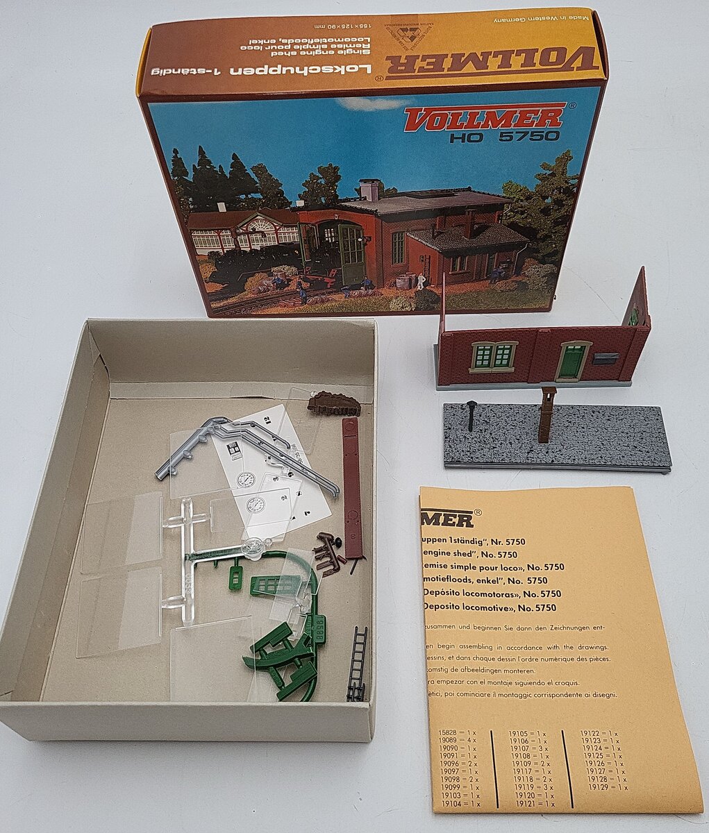 Vollmer & Other HO Scale Assorted Buildings: V551, 5750 [3] EX