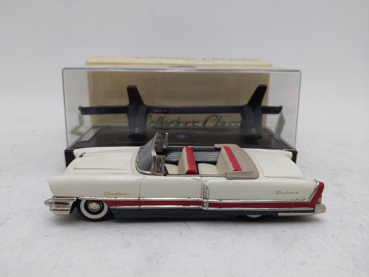 Collector's Classics 400682 1:43 1955 Packard Caribbean Convertible EX/Box