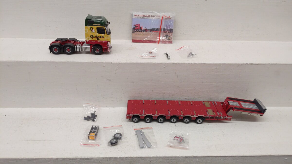 IMC 32-0018 1:50 Scale Quinto Mercedes Arocs Bigspace 6X4 W/Noteboom Diecast EX/Box