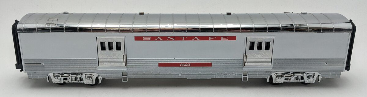 MTH O Scale Chrome Santa Fe Passenger Baggage Car #3523 EX