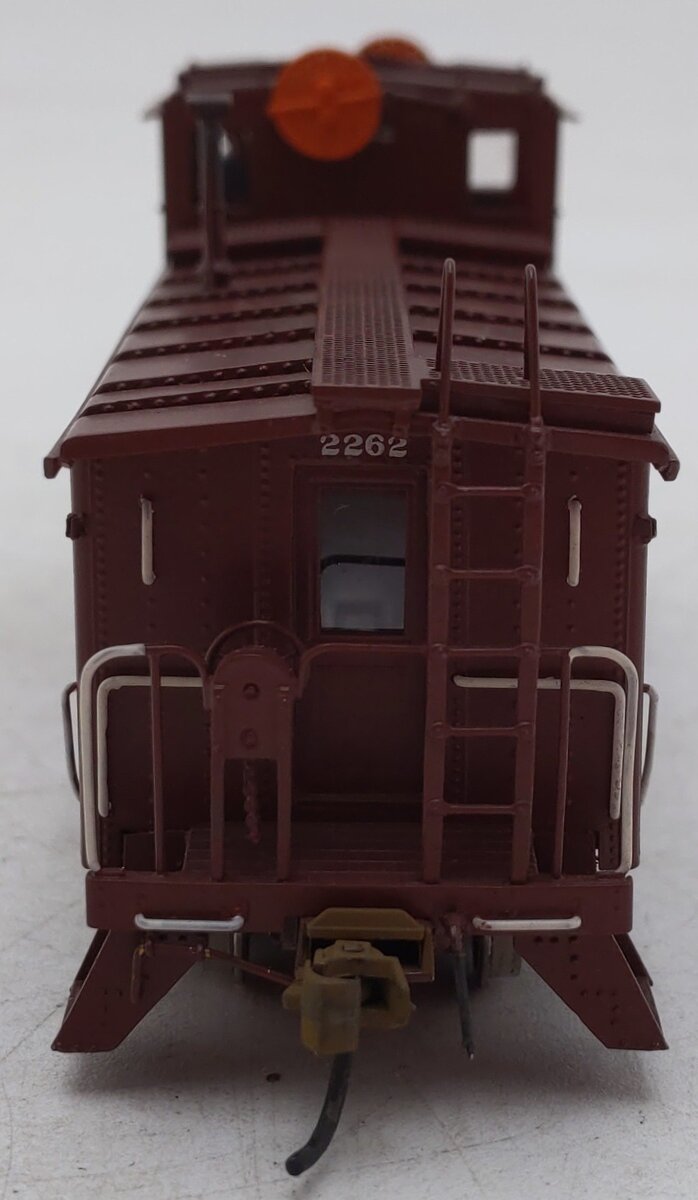 Oriental Limited HO Scale BRASS AT&SF Round Roof Caboose #2262 - Painted EX/Box