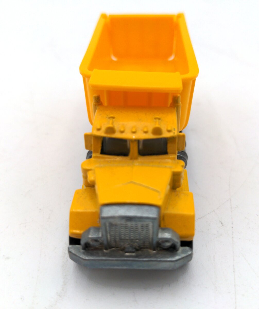 Hot Wheels 1998 Caterpillar Peterbilt Dump Truck VG