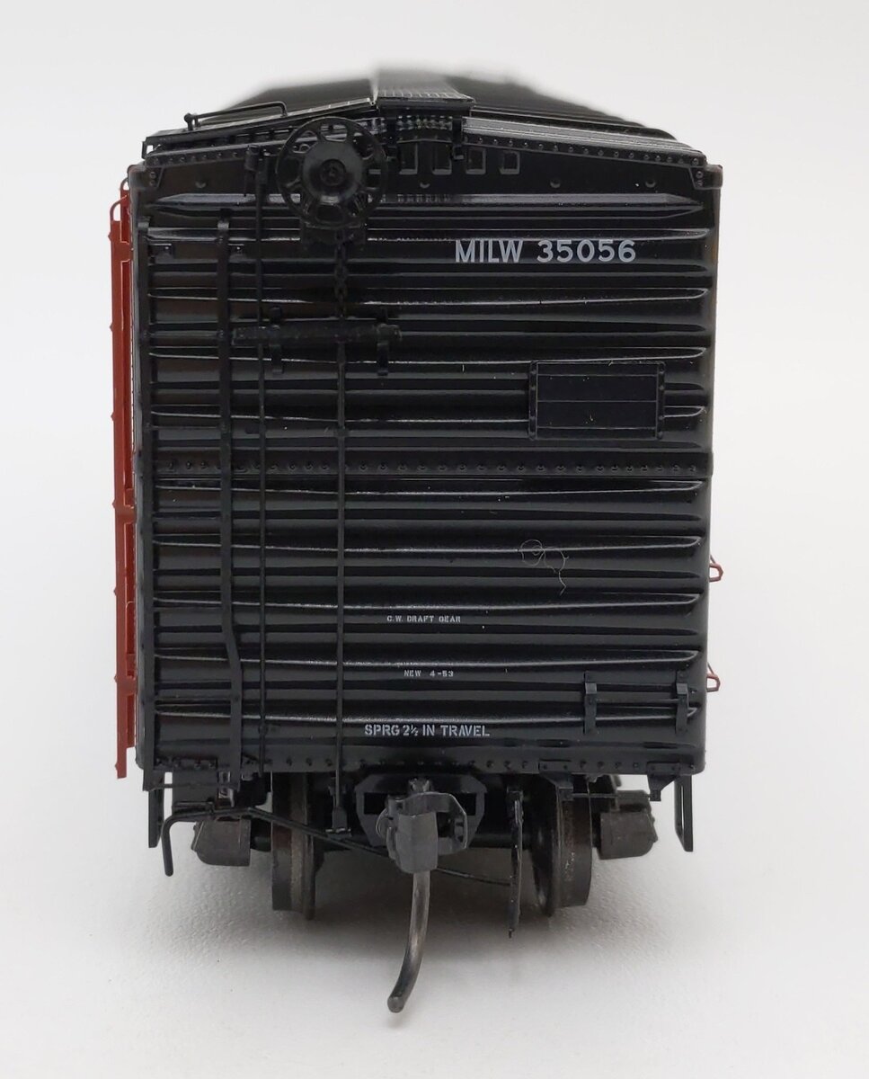Kadee 4812 HO Scale Milwaukee Road 40' PS-1 Boxcar #35056 EX/Box