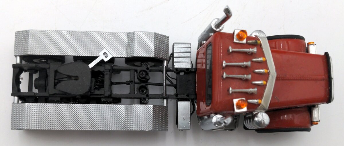 WSI 32-1001 1:50 Scale Diecast Peterbilt 379 Sleeper Superior Tractor VG
