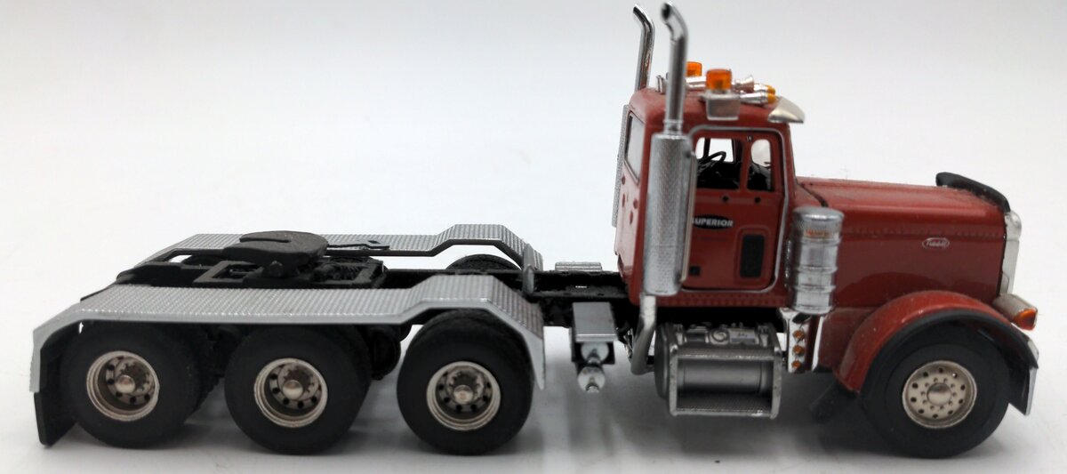 WSI 32-1001 1:50 Scale Diecast Peterbilt 379 Sleeper Superior Tractor VG