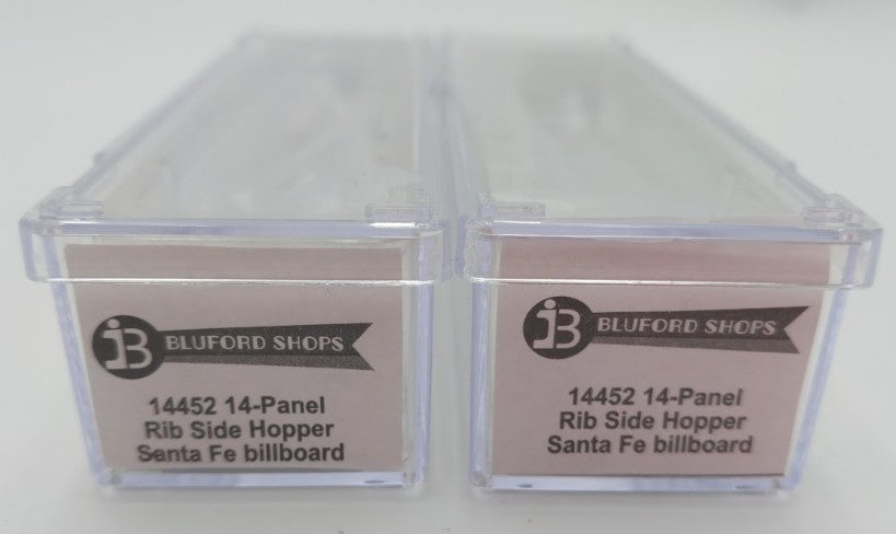 Bluford Shops 14452 N Scale ATSF 14-Panel Rib Side 3-Bay Hopper Car 2 Pack EX/Box