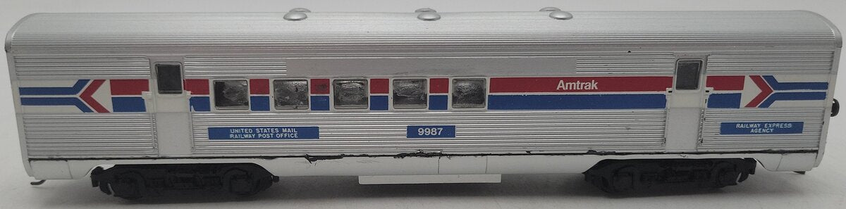 Athearn HO Scale Amtrack Passenger Car #9987 VG