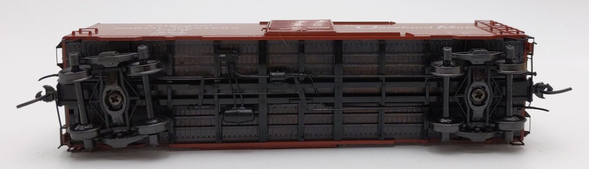 Kadee 4505 HO CNW 40' PS-1 Boxcar w/ #2100 Scale Coupler #664 EX/Box