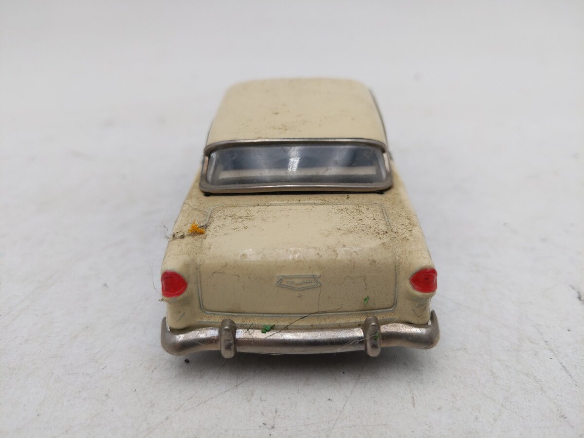 Collector's Classics 10466 1:43 Chevrolet Hard Top VG/Box