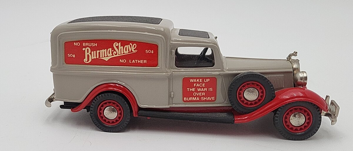 Brooklin Models 1:43 No. 16 Burma Shave 1936 Dodge Van EX