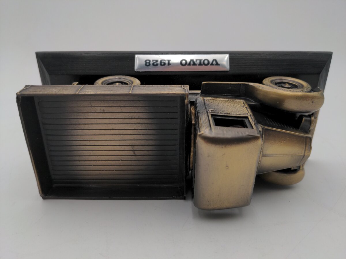 Volvo Merchandise Corp Volvo 1928 Automobile Desk Paperweight VG