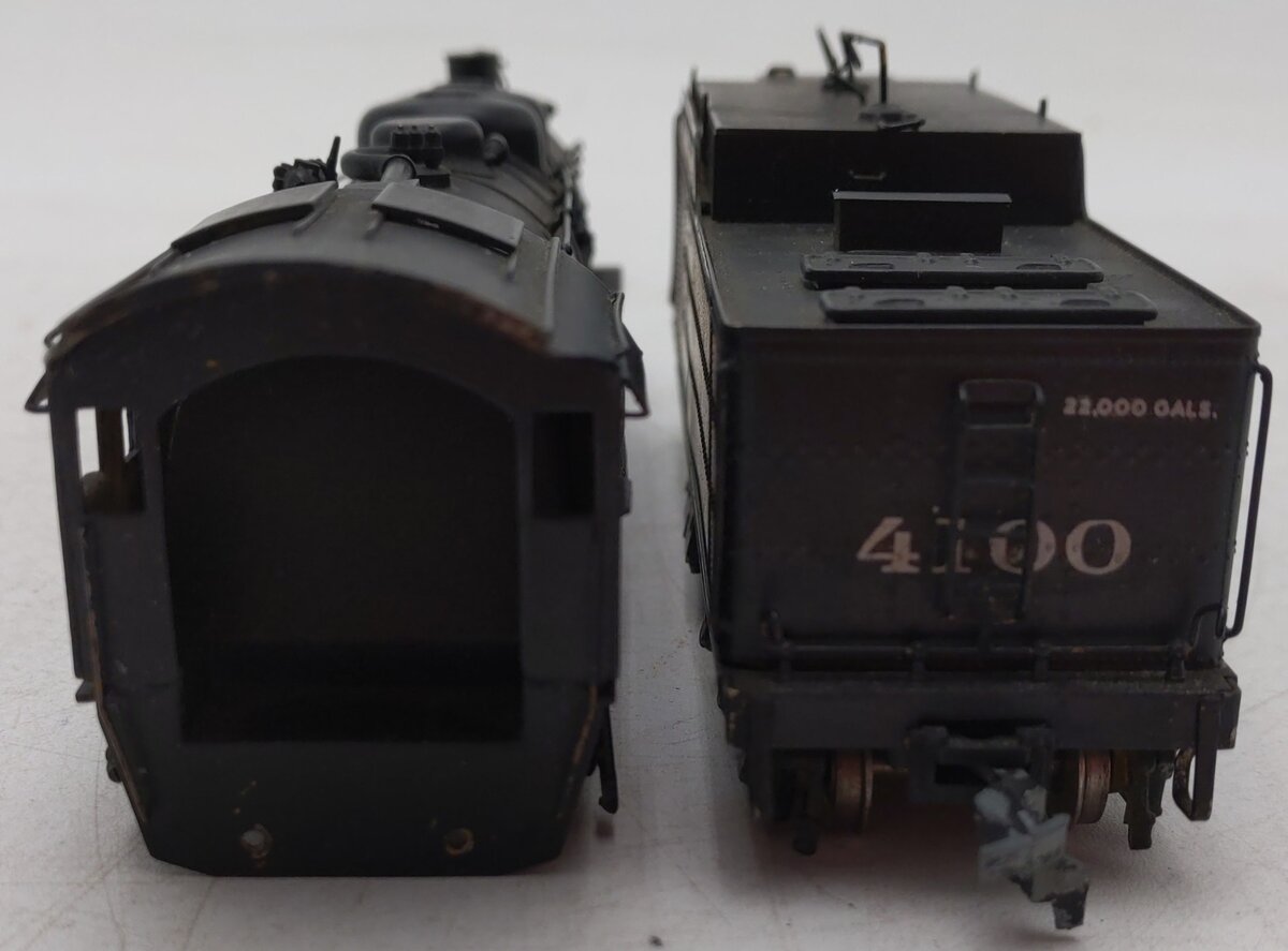 United Models HO BRASS Santa fe 2-8-4 Berkshire Steam Loco & Tender - Painted