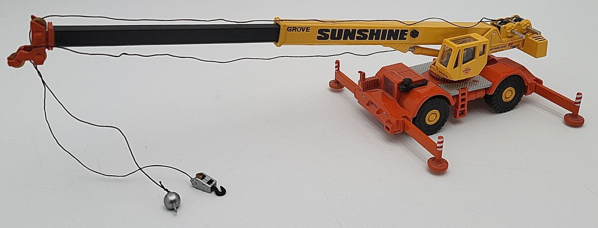 NZG 530/09 1:87 Scale Sunshine Grove RT 700 E Mobile Crane Diecast EX