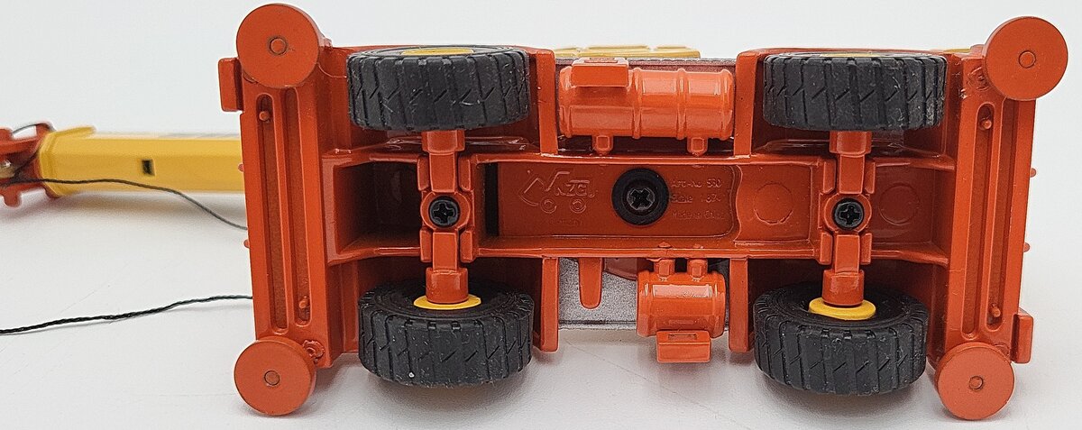 NZG 530/09 1:87 Scale Sunshine Grove RT 700 E Mobile Crane Diecast EX