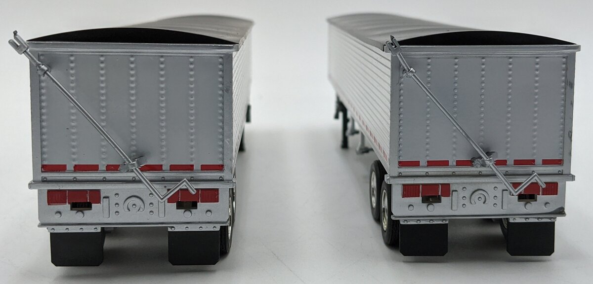 Tonkin 1:50 Diecast Grain Trailers Set of Two - White NIB