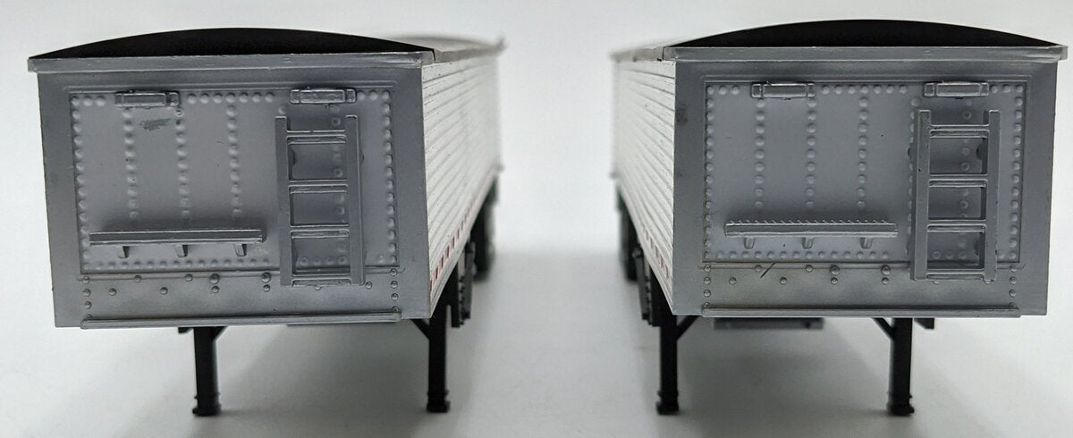 Tonkin 1:50 Diecast Grain Trailers Set of Two - White NIB