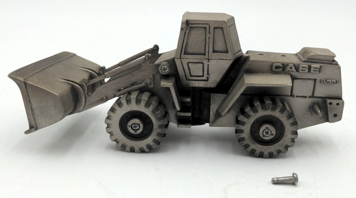SpecCast W30 1:43 Scale Pewter Case Wheel Loader VG
