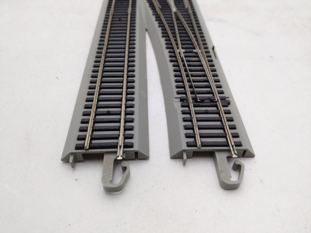 Bachmann 44575 HO Nickel Silver #6 E-Z Track LH Remote Crossover Switch Turnout EX