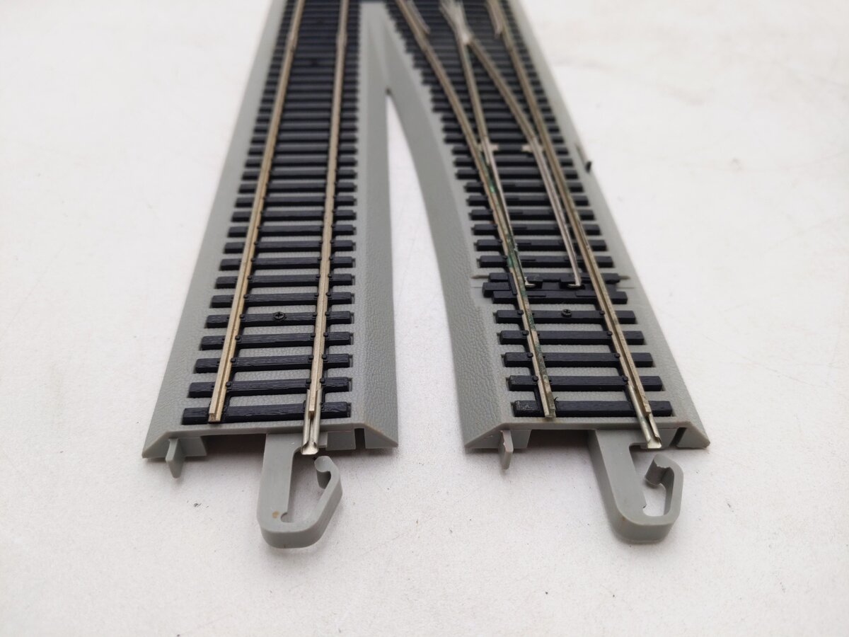 Bachmann 44575 HO Nickel Silver #6 E-Z Track LH Remote Crossover Switch Turnout EX