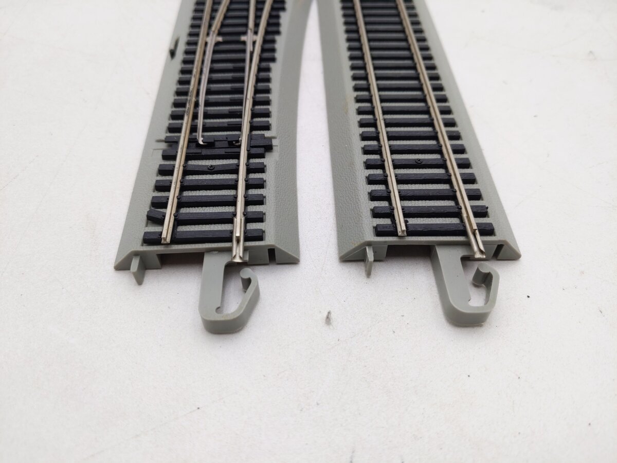 Bachmann 44575 HO Nickel Silver #6 E-Z Track LH Remote Crossover Switch Turnout EX