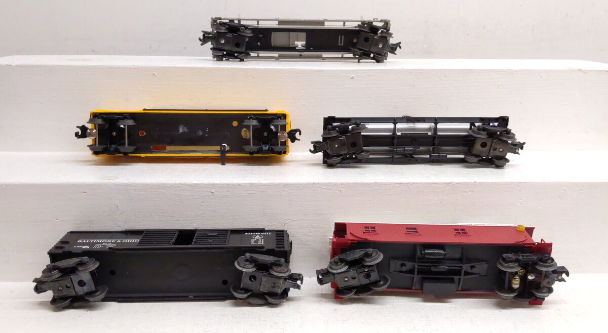 Lionel & Other O Gauge Modified Assorted Freight Cars [5] VG