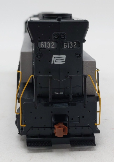 Scale Trains SX111180 HO Penn Central Diesel Locomotive #6132 w/ DCC & Sound LN/Box