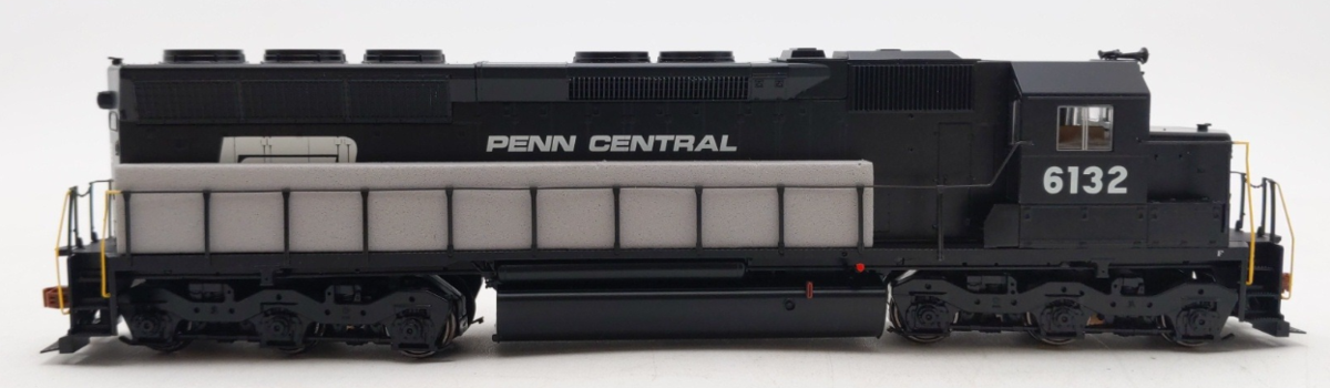 Scale Trains SX111180 HO Penn Central Diesel Locomotive #6132 w/ DCC & Sound LN/Box
