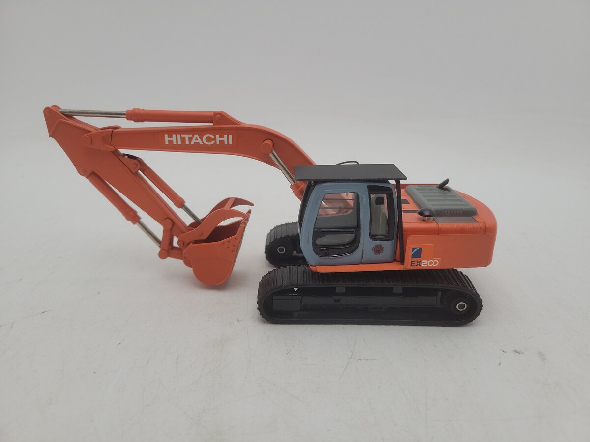 Ertl 1767F 1:50 Scale Orange Hitachi EX 200 Forester Excavator Diecast EX