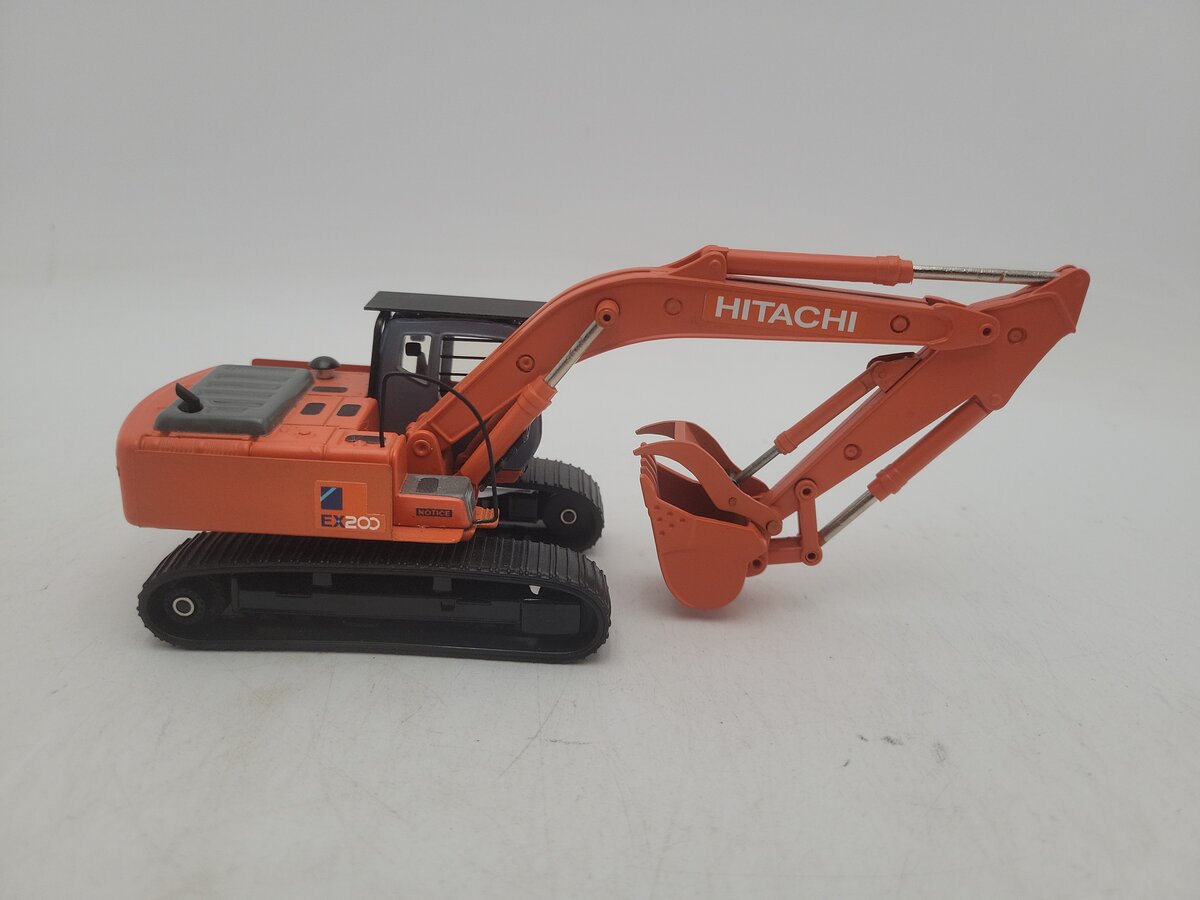 Ertl 1767F 1:50 Scale Orange Hitachi EX 200 Forester Excavator Diecast EX