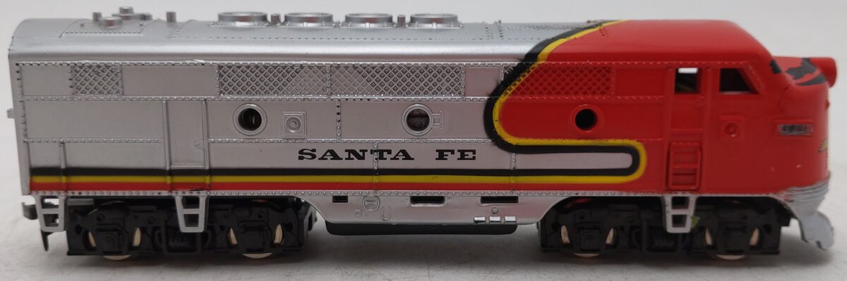 Playart HO Scale Santa Fe Diesel Locomotive