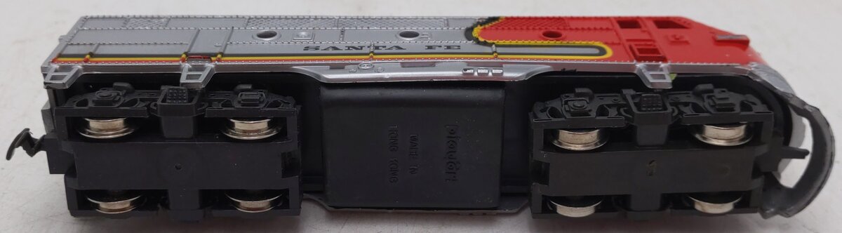 Playart HO Scale Santa Fe Diesel Locomotive