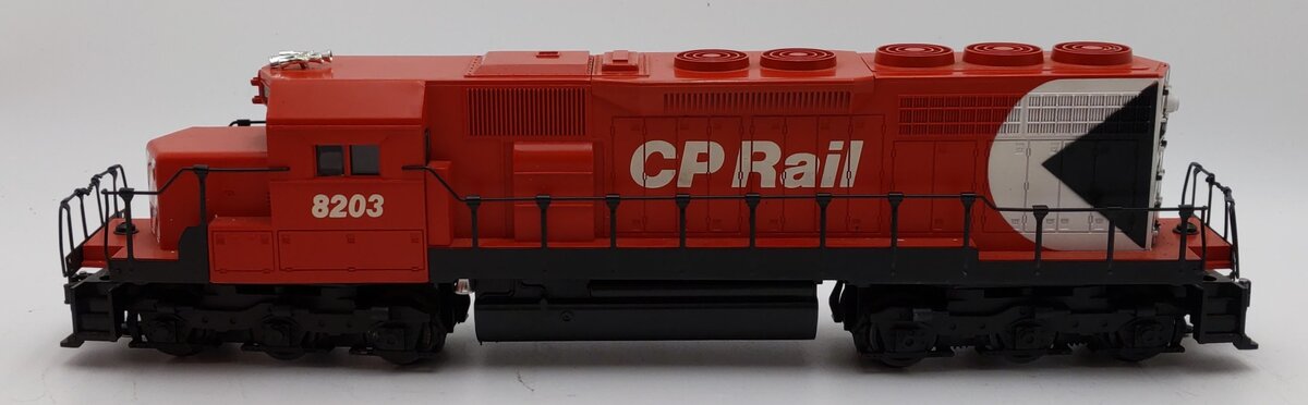 Lionel 6-18203 O CP Rail SD-40 Diesel Locomotive #8203 EX/Box