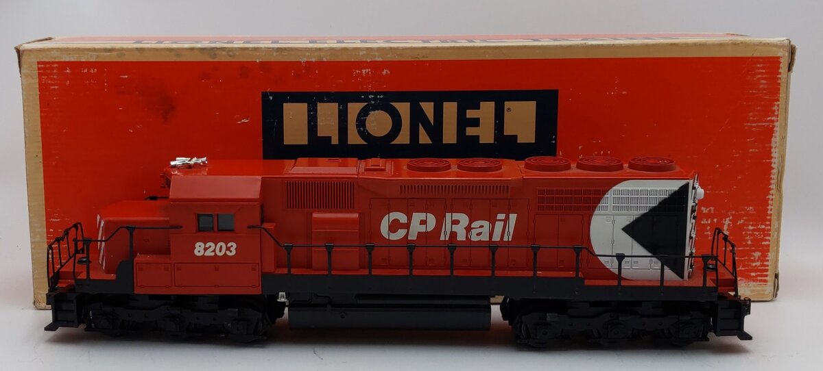 Lionel 6-18203 O CP Rail SD-40 Diesel Locomotive #8203 EX/Box