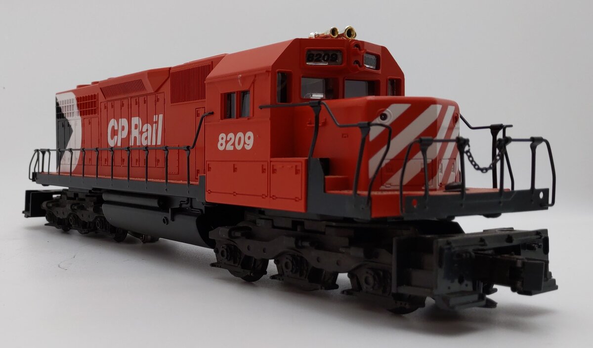 Lionel 6-18209 O Gauge Canadian Pacific SD40 Dummy Diesel Locomotive #8209 EX/Box