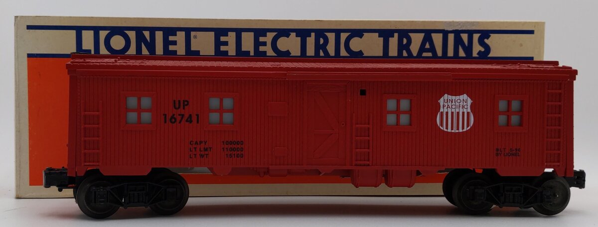 Lionel 6-16741 O Gauge Union Pacific Illuminated Bunk Car EX/Box