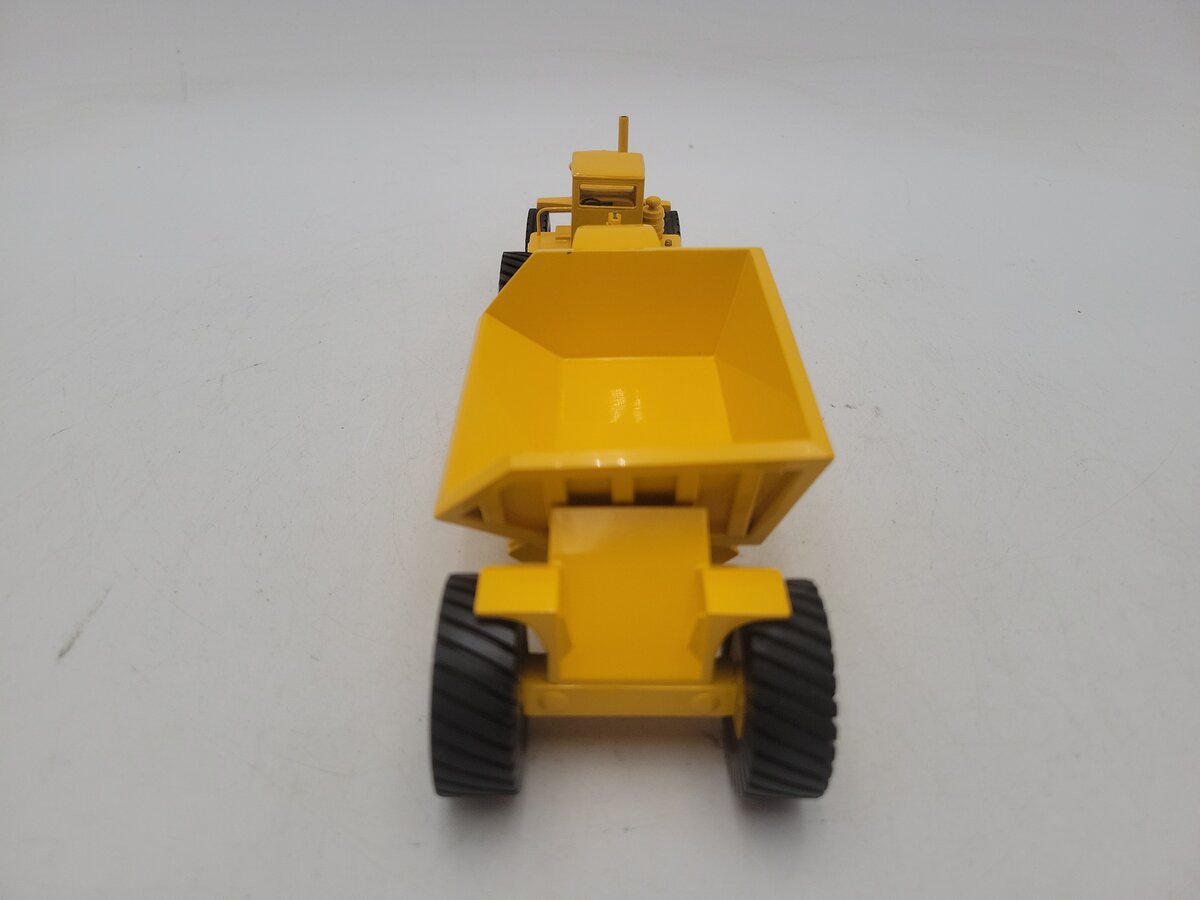 EMD DW20 1:50 Scale Caterpillar CAT DW20 Tractor With Easton Side Dump Trailer EX/Box