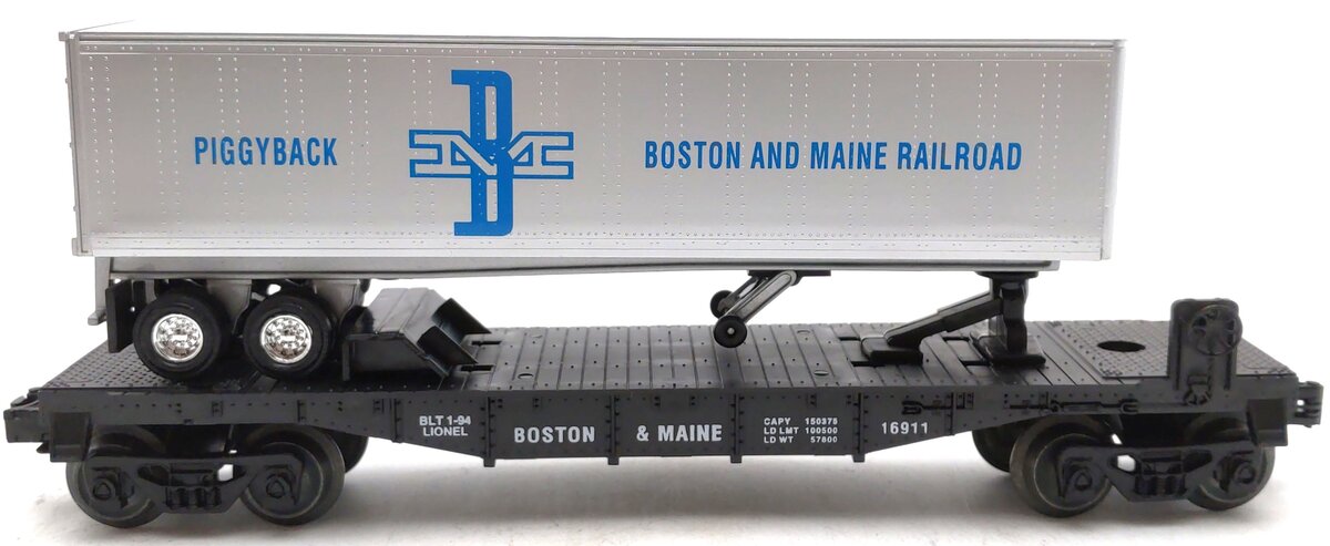 Lionel 6-16911 O Gauge Boston & Maine Flatcar with Piggyback Trailer LN/Box