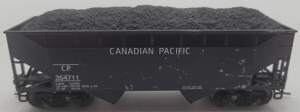 HO Scale Canadian Pacific Hopper Car #354711 W/ Load EX