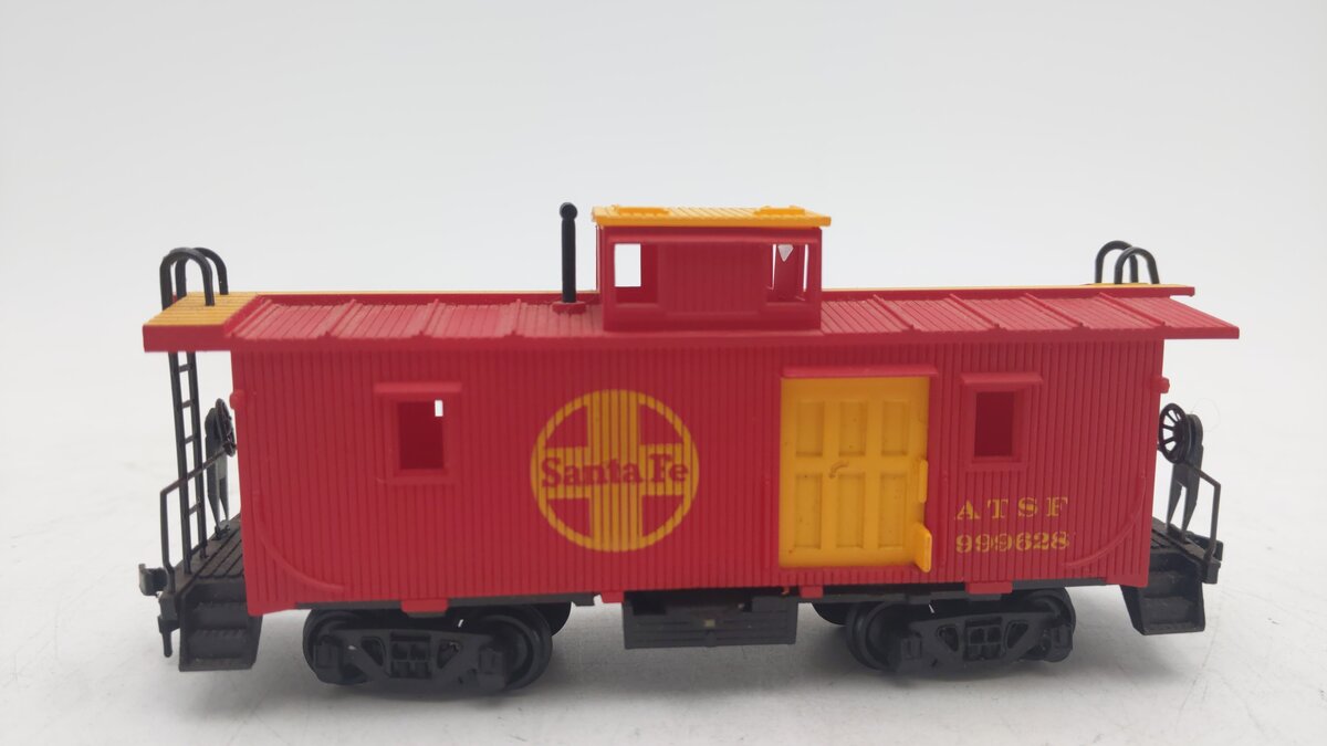 Bachmann HO Scale Santa Fe Caboose ATSF # 999628 VG